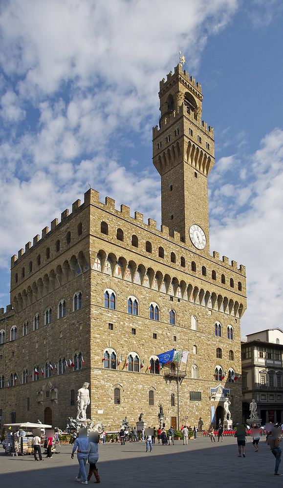 Le Palazzo Vecchio vu depuis la piazza della Signoria, à Florence